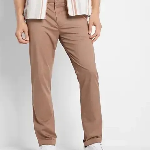 Express Slim Hyper Stretch Modern Chino Color: Hazlenut Men's 30x32 NWT - Picture 1 of 7